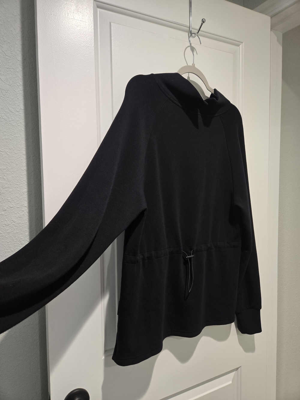Varley Arcola Black Double Soft Sweatshirt with Cinch Waist Size Extra Small - Picture 6 of 10
